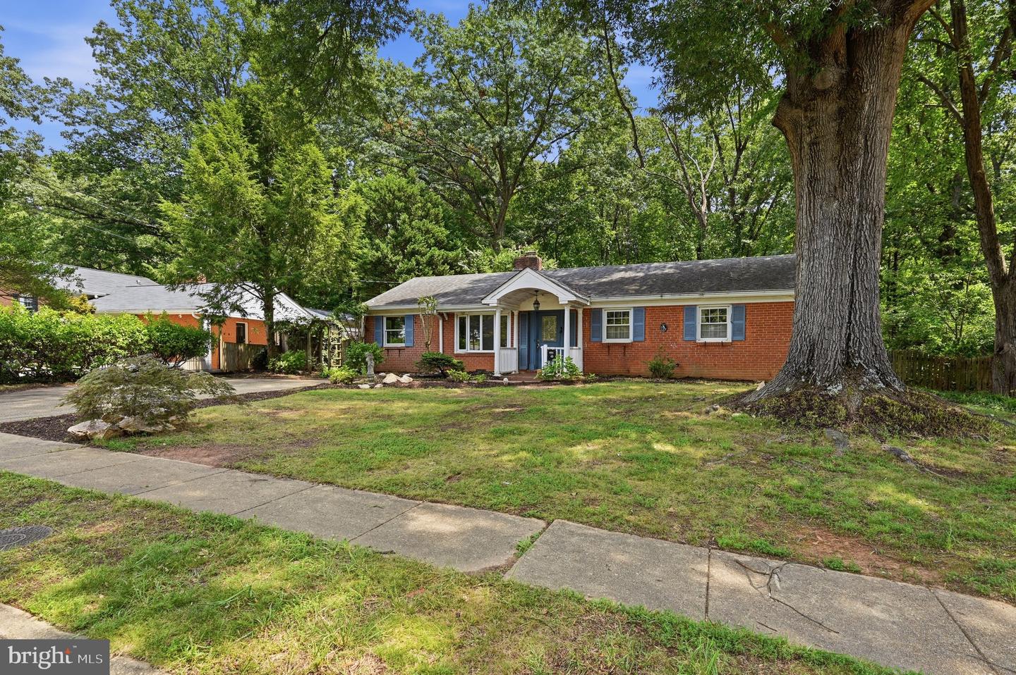6702 Harwood Pl Property Photo 1