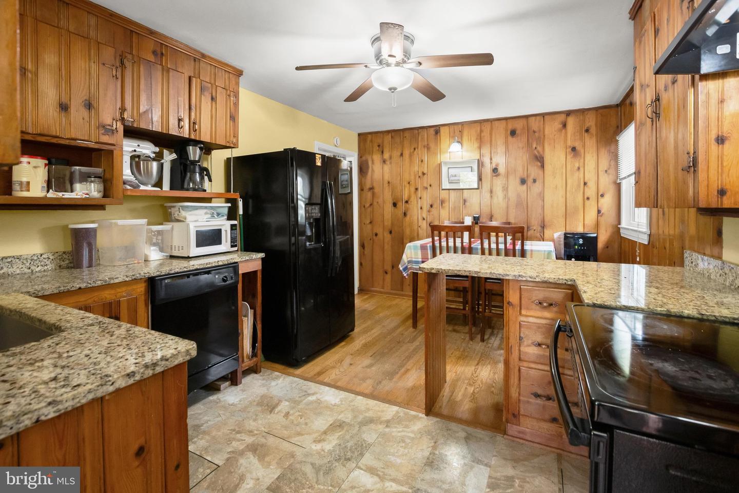 7116 Neuman St Property Photo 10