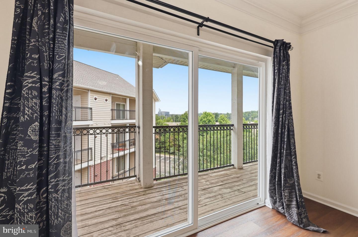1570 Spring Gate Dr #7408 Property Photo 10