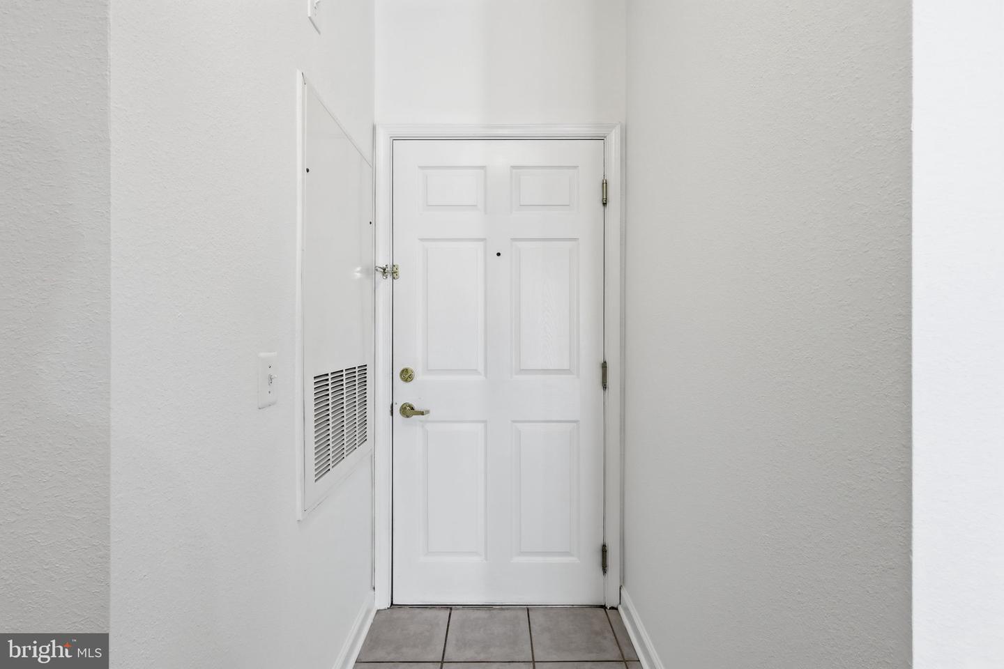 1570 Spring Gate Dr #7408 Property Photo 16