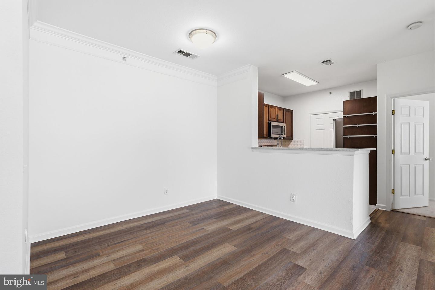 1570 Spring Gate Dr #7408 Property Photo 17