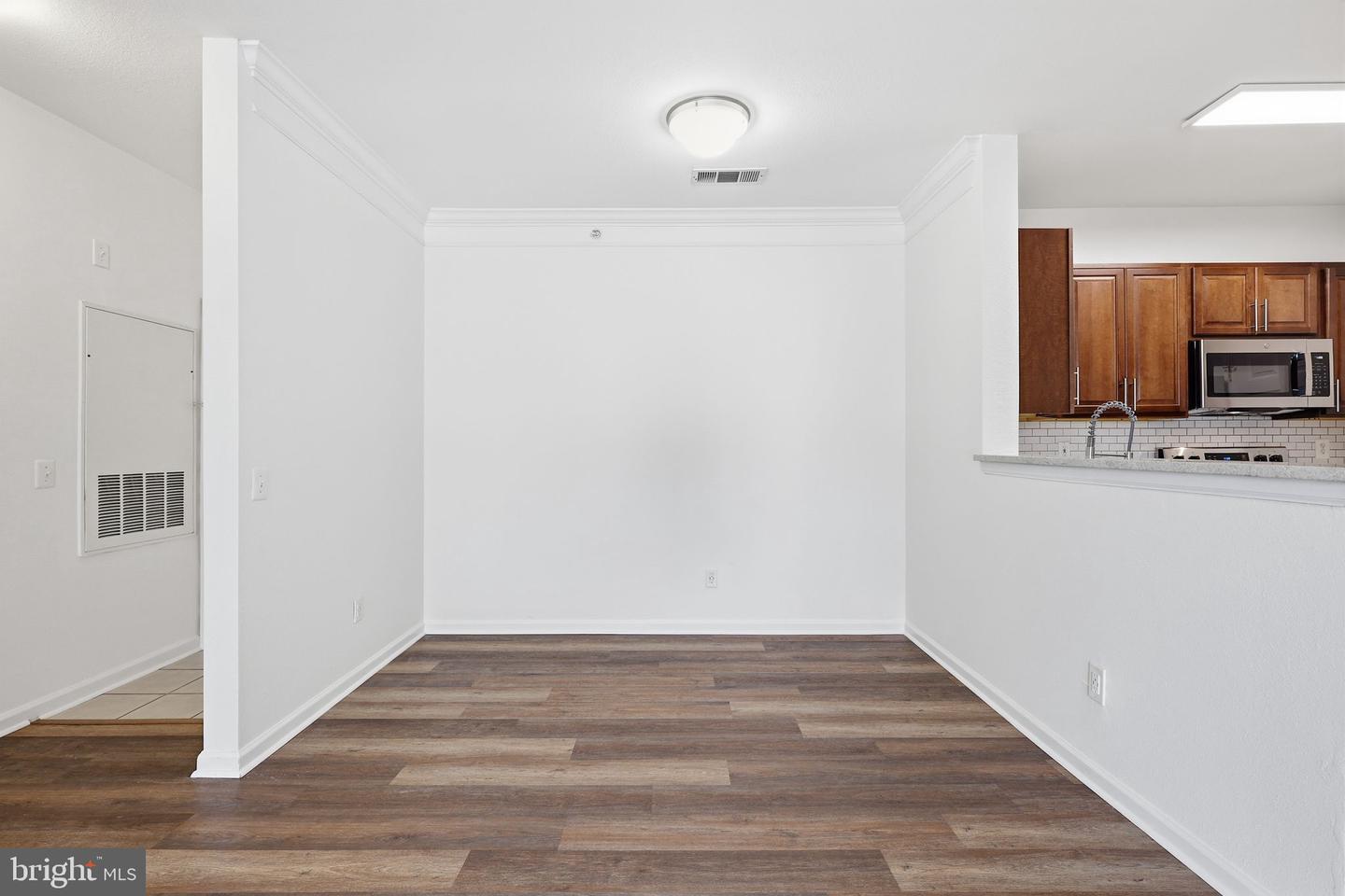1570 Spring Gate Dr #7408 Property Photo 18