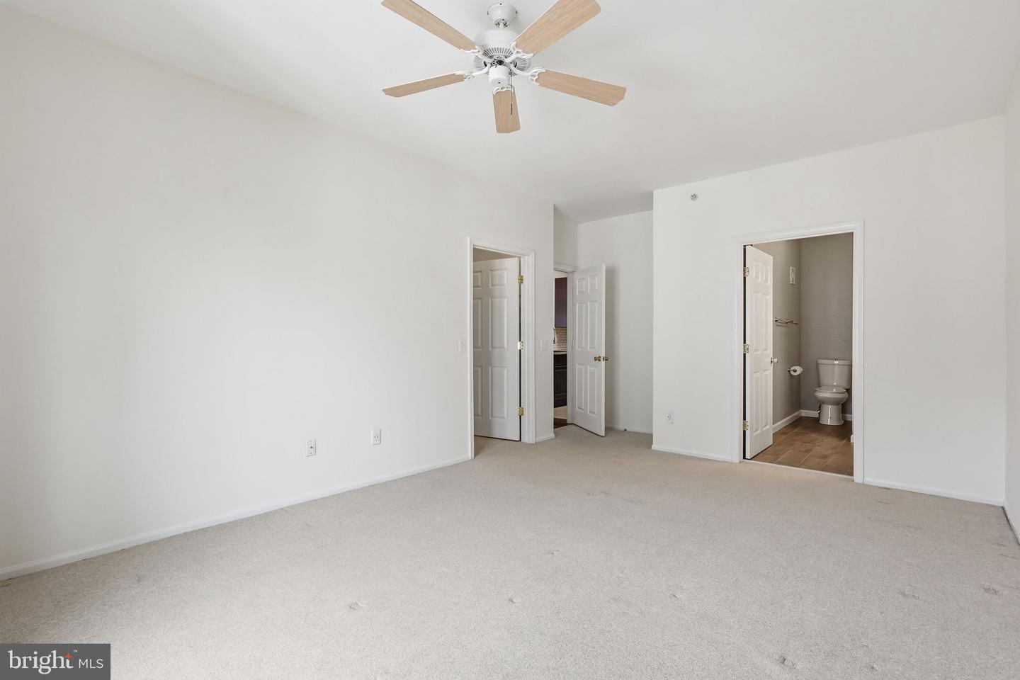 1570 Spring Gate Dr #7408 Property Photo 25