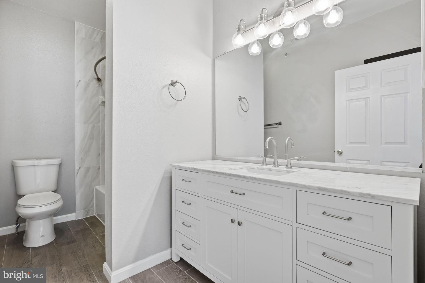 1570 Spring Gate Dr #7408 Property Photo 35