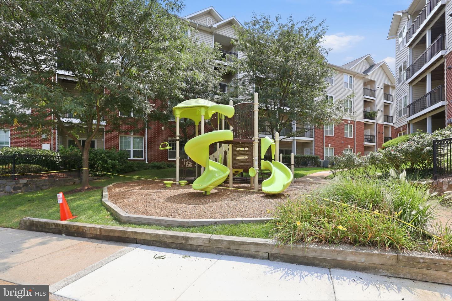 1570 Spring Gate Dr #7408 Property Photo 43