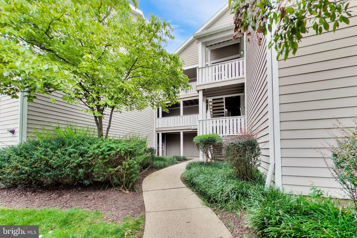 14313 Climbing Rose Way #106 Property Photo 5