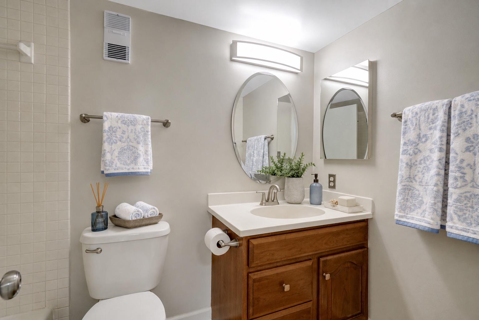 3709 S George Mason Dr #1614e Property Photo 13