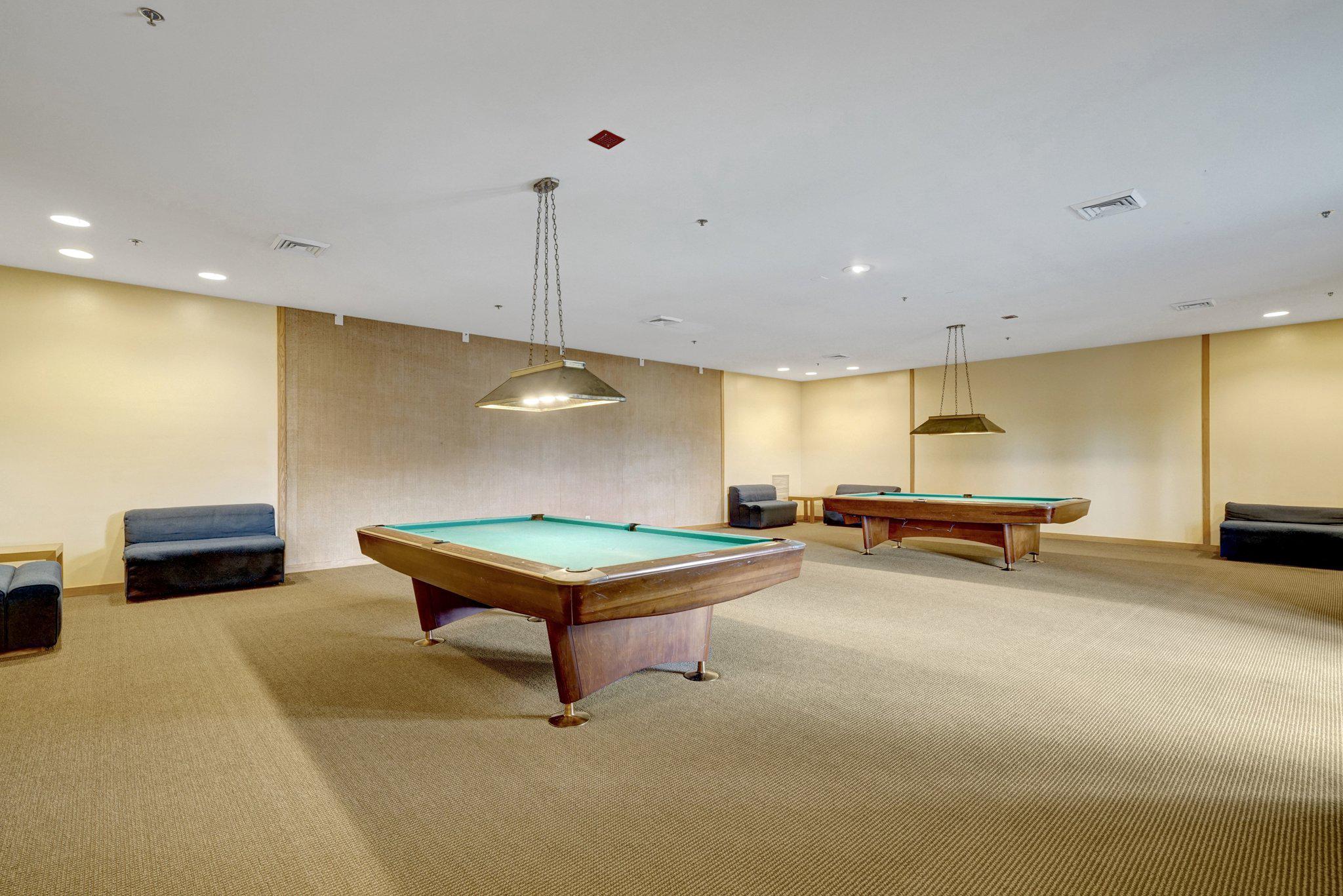 3709 S George Mason Dr #1614e Property Photo 28