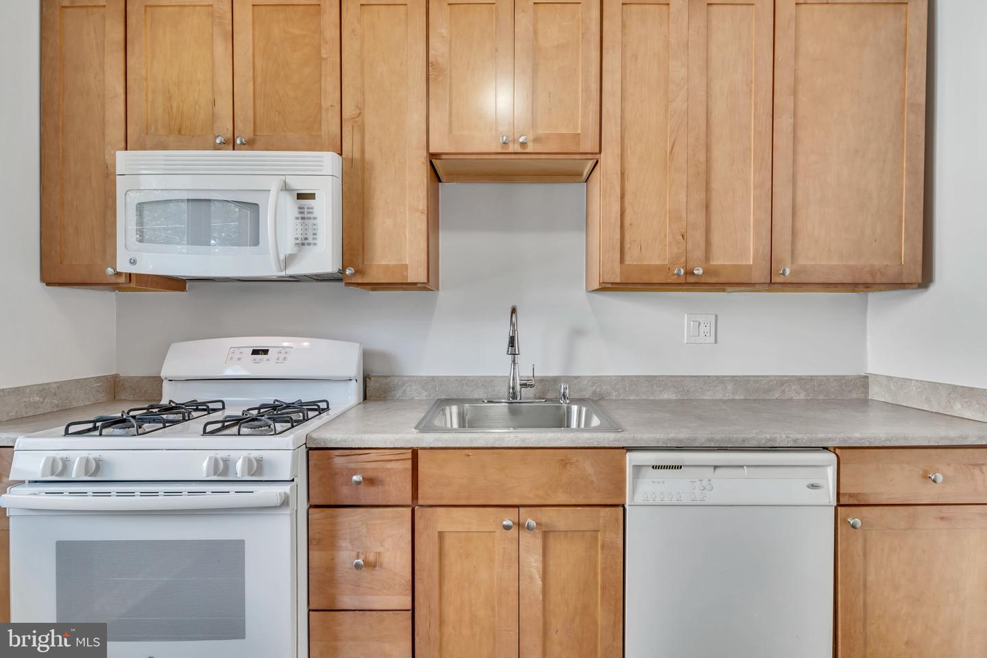 5809 Fifer Property Photo 8