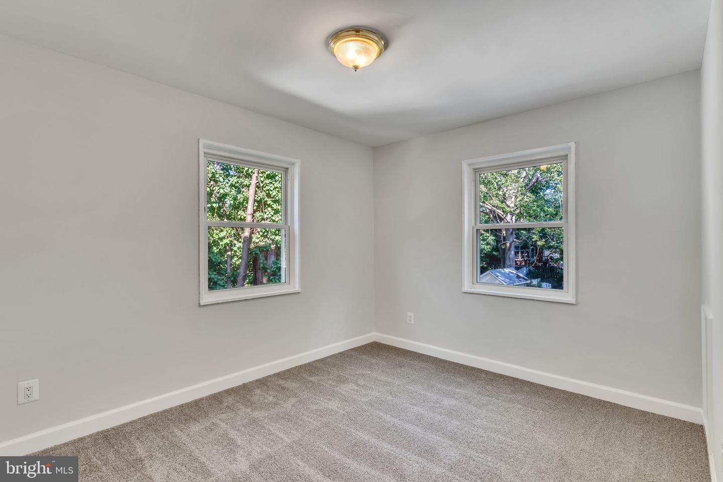 5809 Fifer Property Photo 15