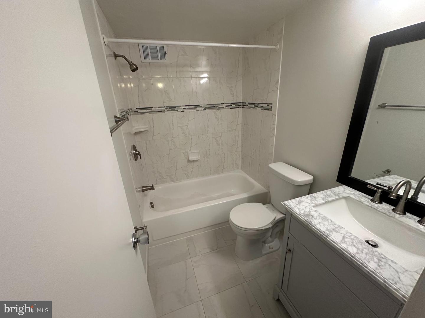 3100 S Manchester St #832 Property Photo 22