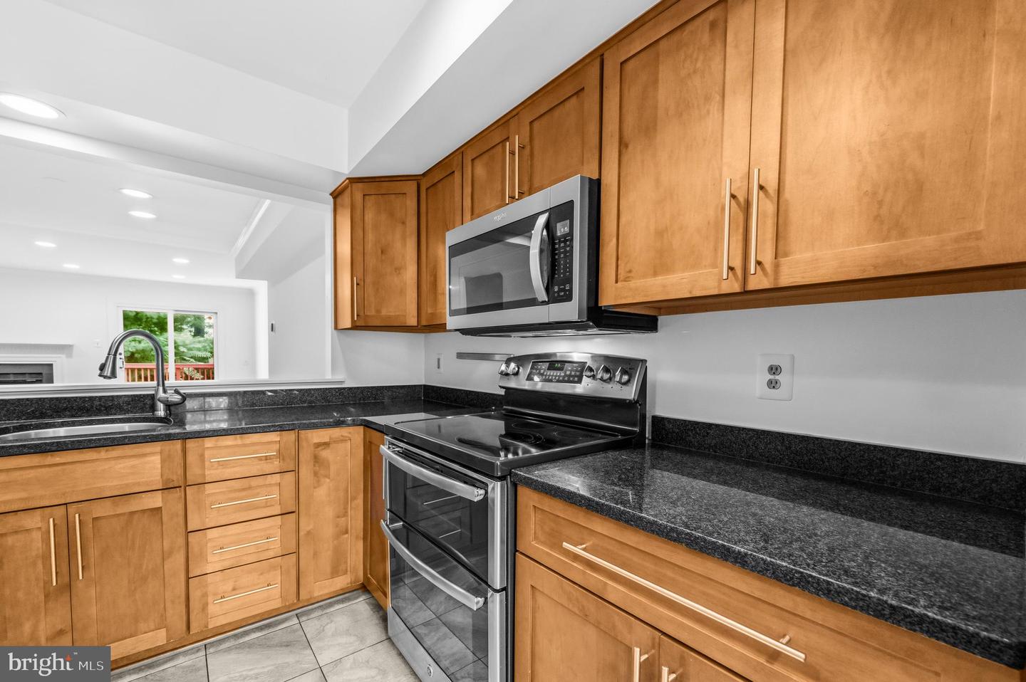 2141 Dominion Way Property Photo 14