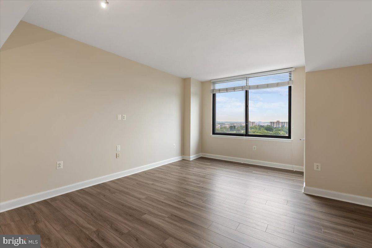 2451 Midtown Ave #1308 Property Photo 13
