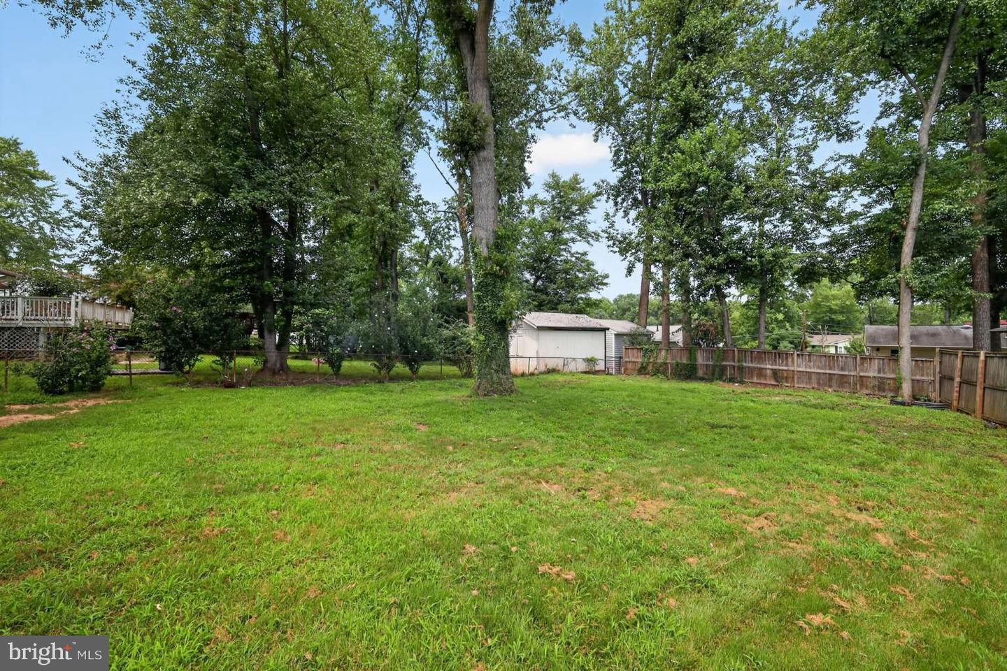 7608 Devries Dr Property Photo 28