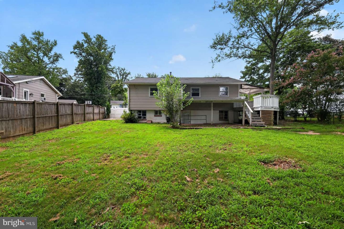 7608 Devries Dr Property Photo 29