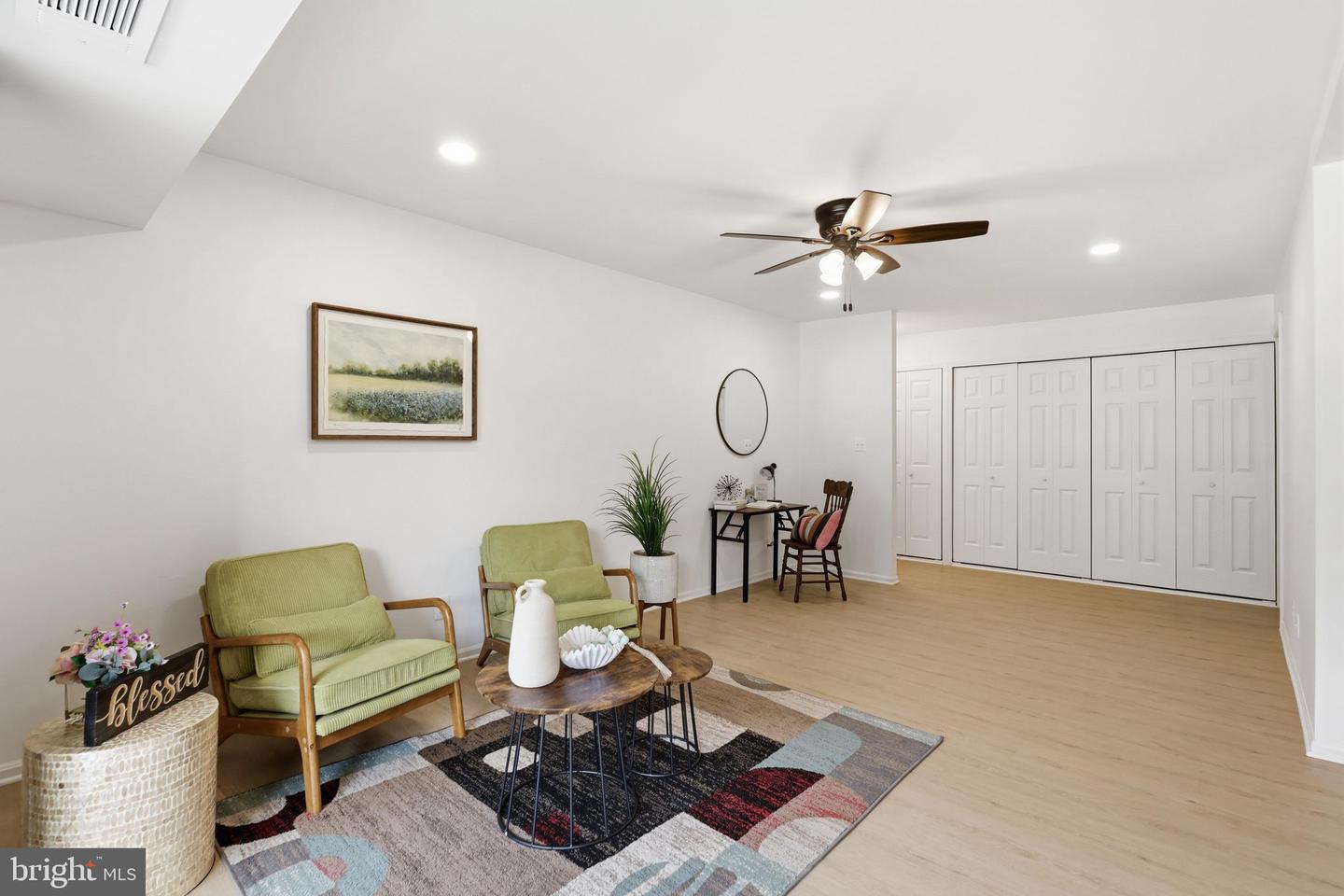 7811 Dassett Ct #204 Property Photo 2