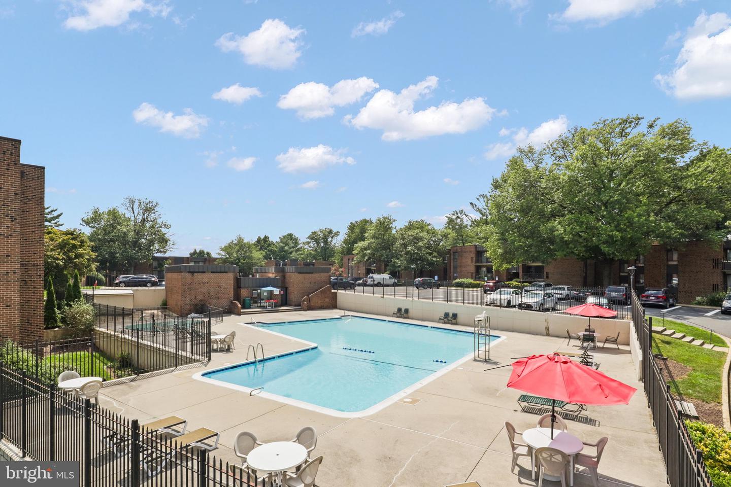 7811 Dassett Ct #204 Property Photo 22
