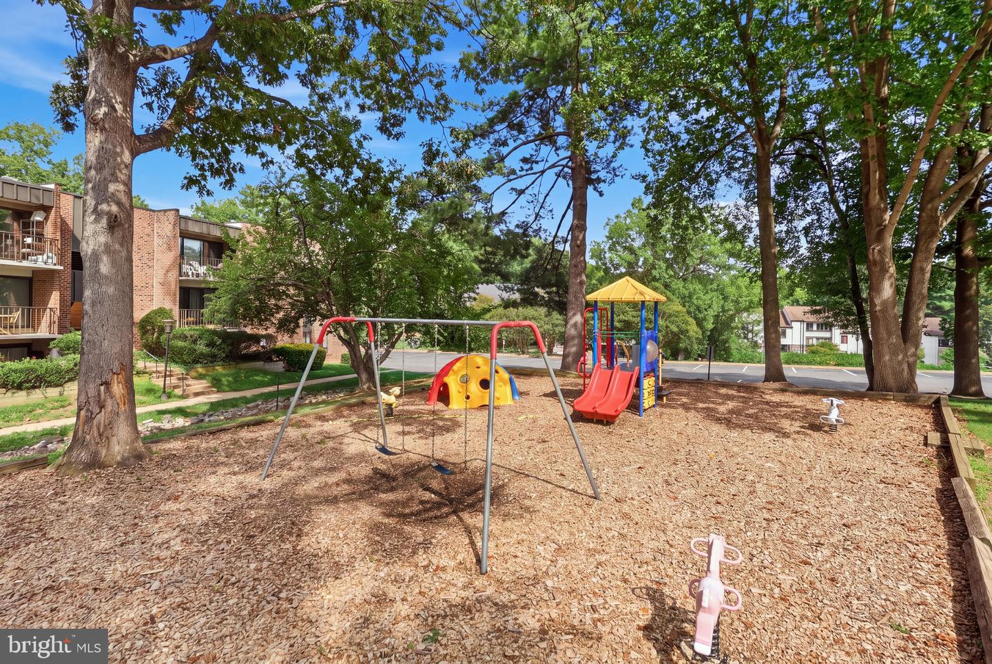 7811 Dassett Ct #204 Property Photo 23