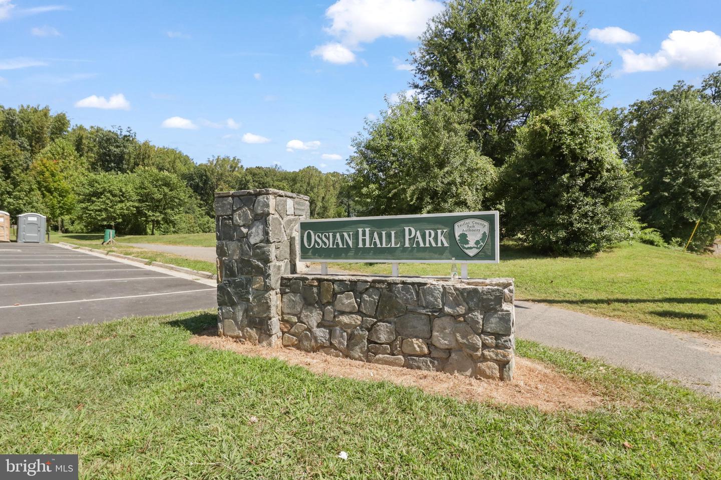 7811 Dassett Ct #204 Property Photo 25