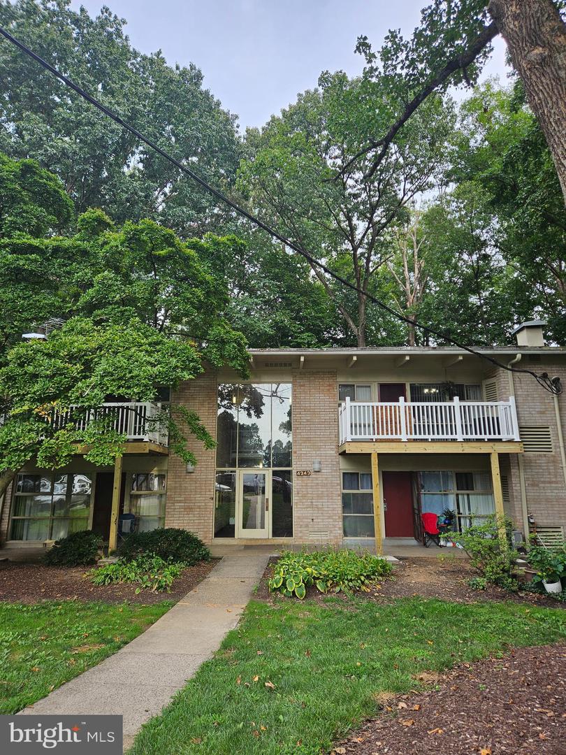 4343 AMERICANA DR #102 Property Photo 1