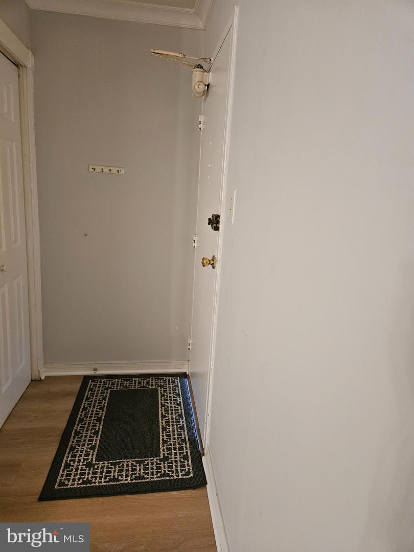 4343 Americana Dr #102 Property Photo 6