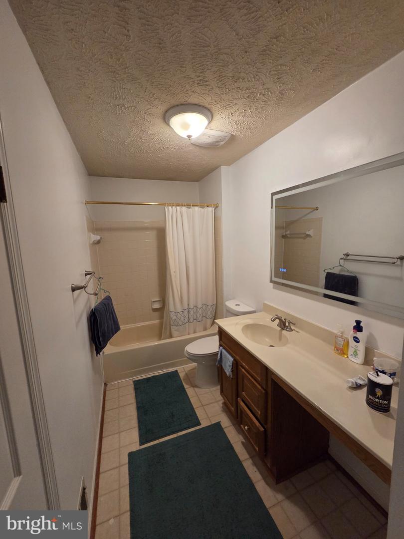 12501 Cross Country Ln Property Photo 11
