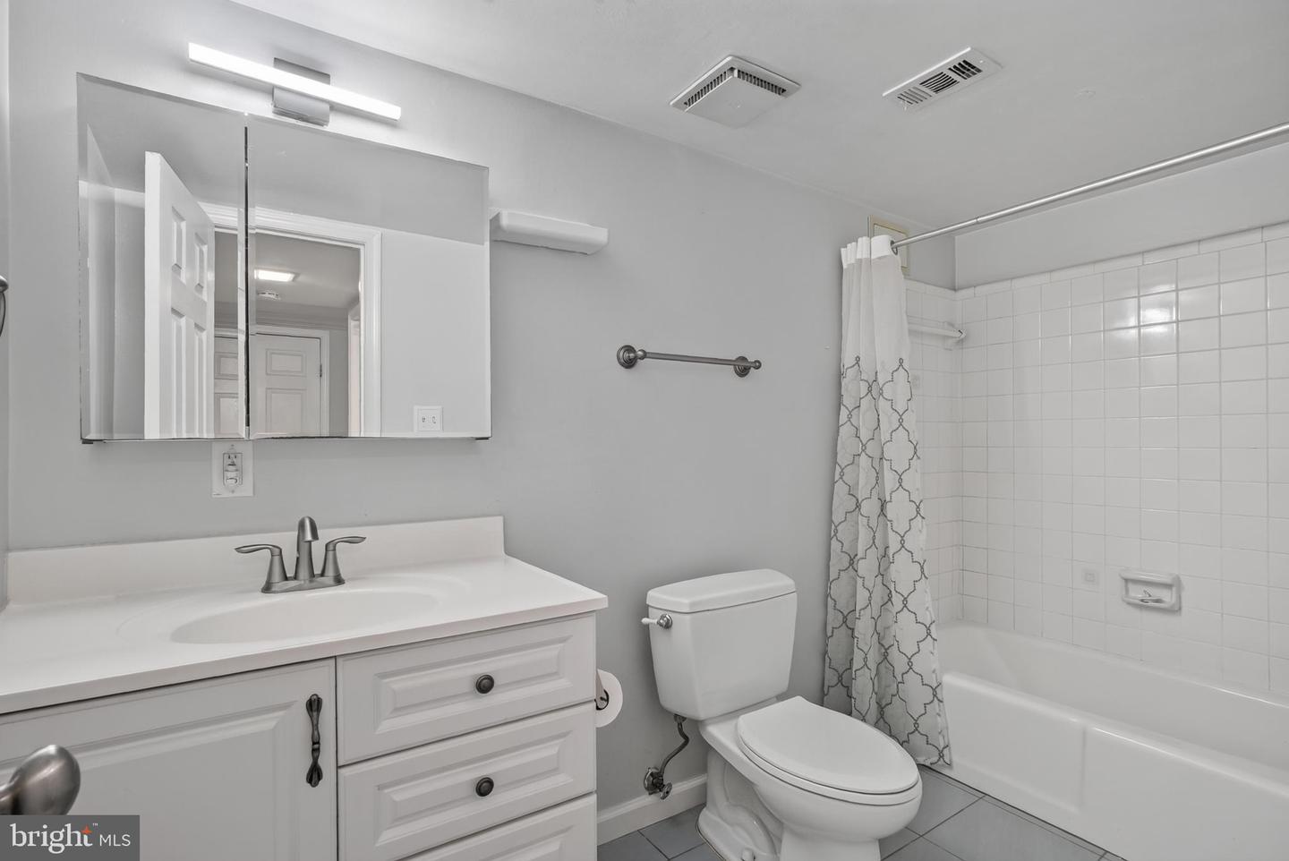 7332 Tavenner Ln #1a Property Photo 26
