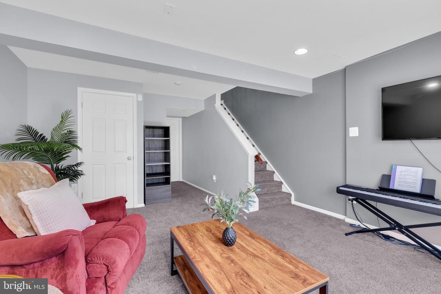 8544 Blue Rock Ln Property Photo 17