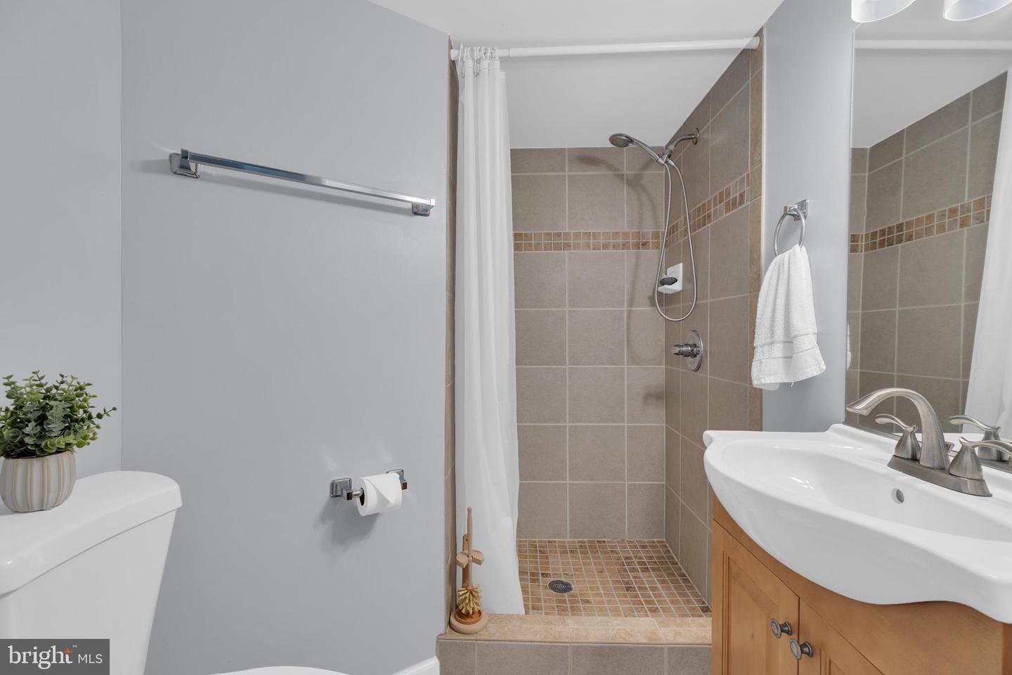 8544 Blue Rock Ln Property Photo 18
