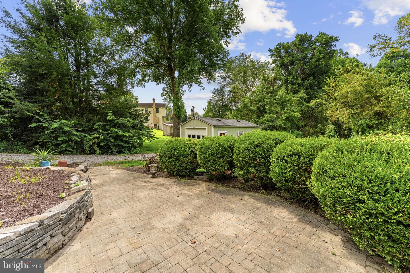 6102 Queens Brigade Ct Property Photo 6