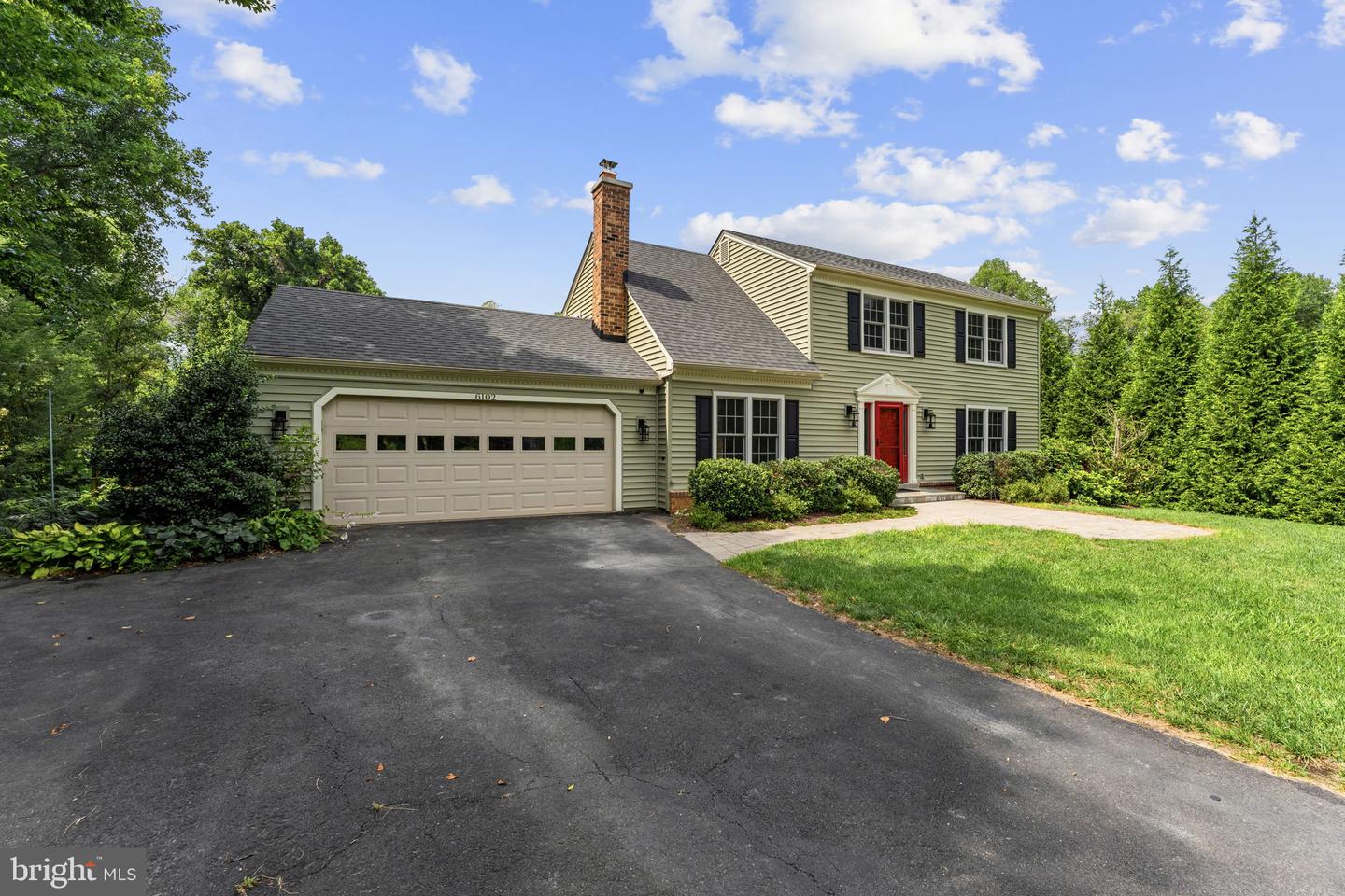 6102 Queens Brigade Ct Property Photo 9
