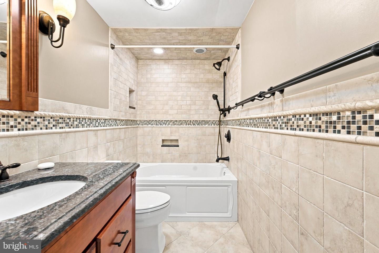 6102 Queens Brigade Ct Property Photo 46