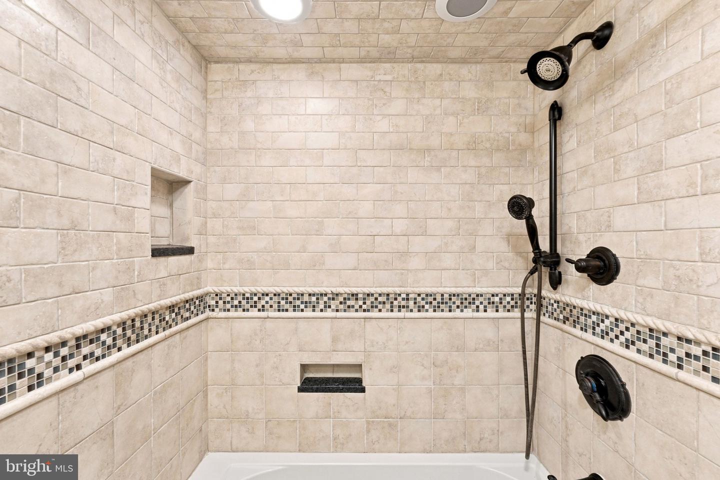 6102 Queens Brigade Ct Property Photo 47