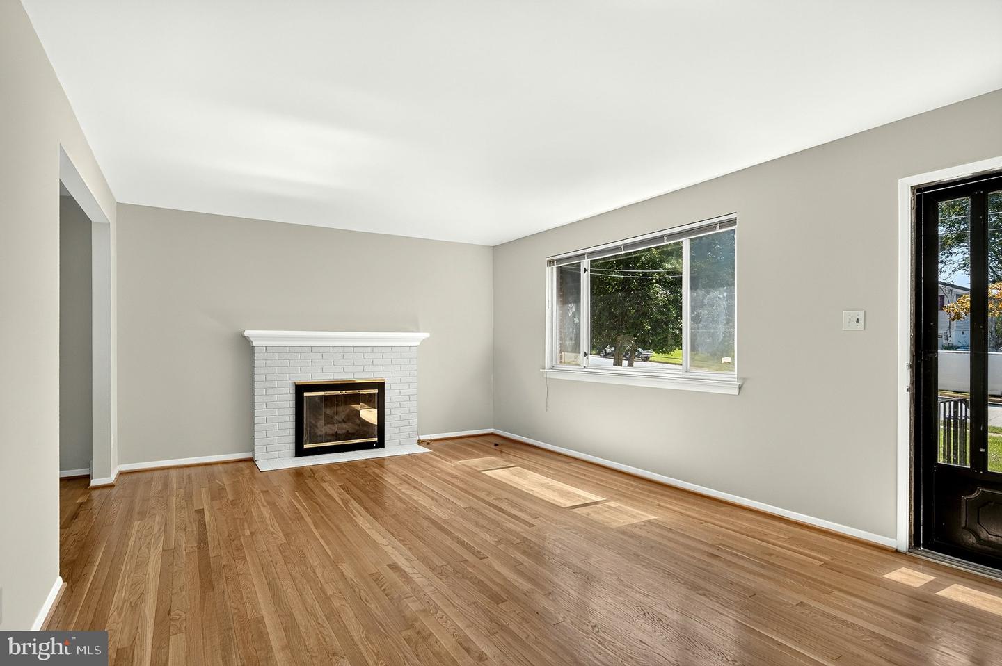 7426 Nancemond St Property Photo 5