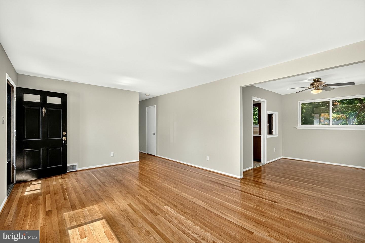 7426 Nancemond St Property Photo 8