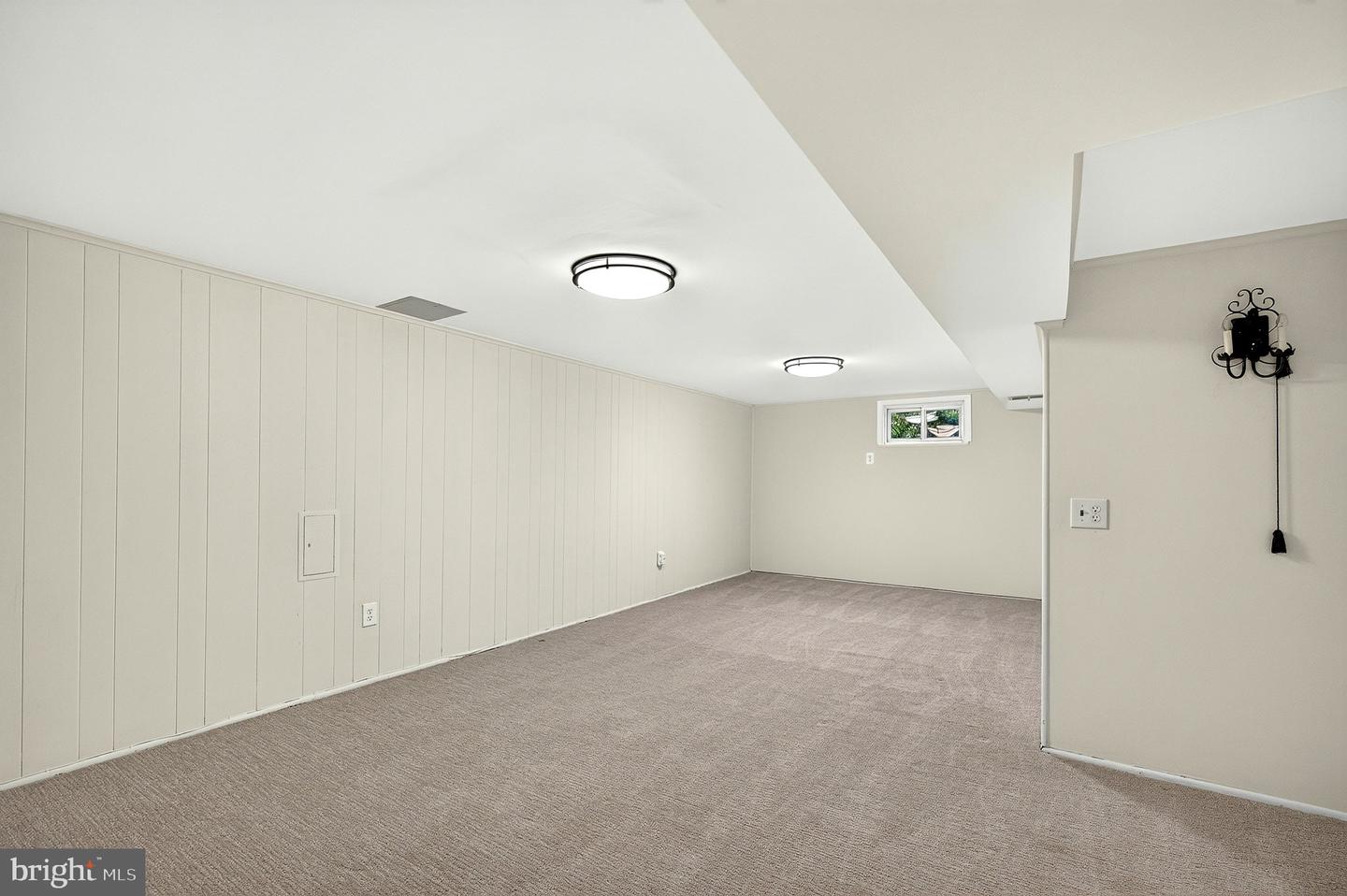 7426 Nancemond St Property Photo 21