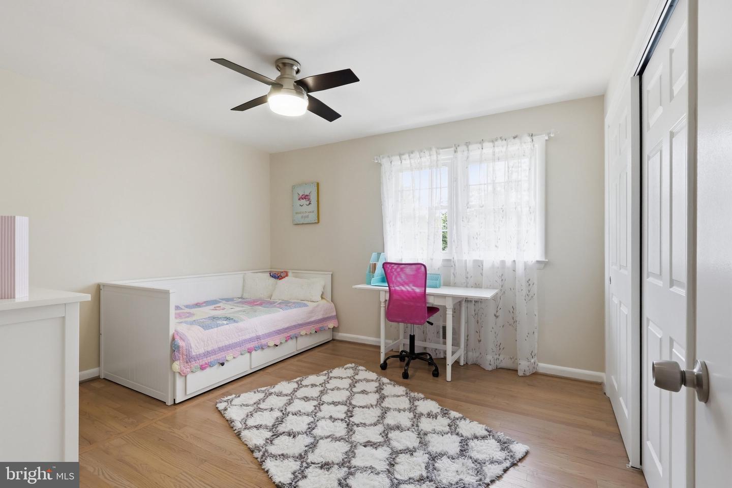 2322 Windsor Rd Property Photo 16