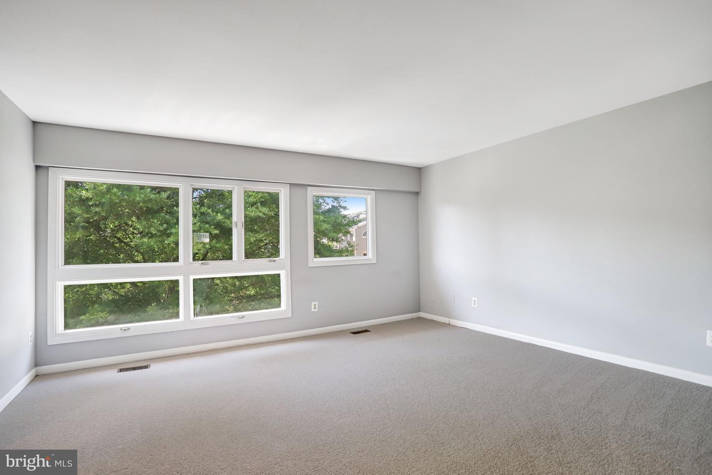 1953 Lakeport Way Property Photo 28