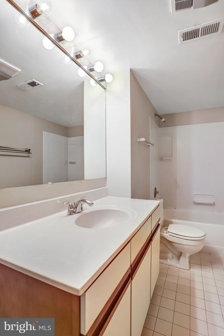 1953 Lakeport Way Property Photo 47