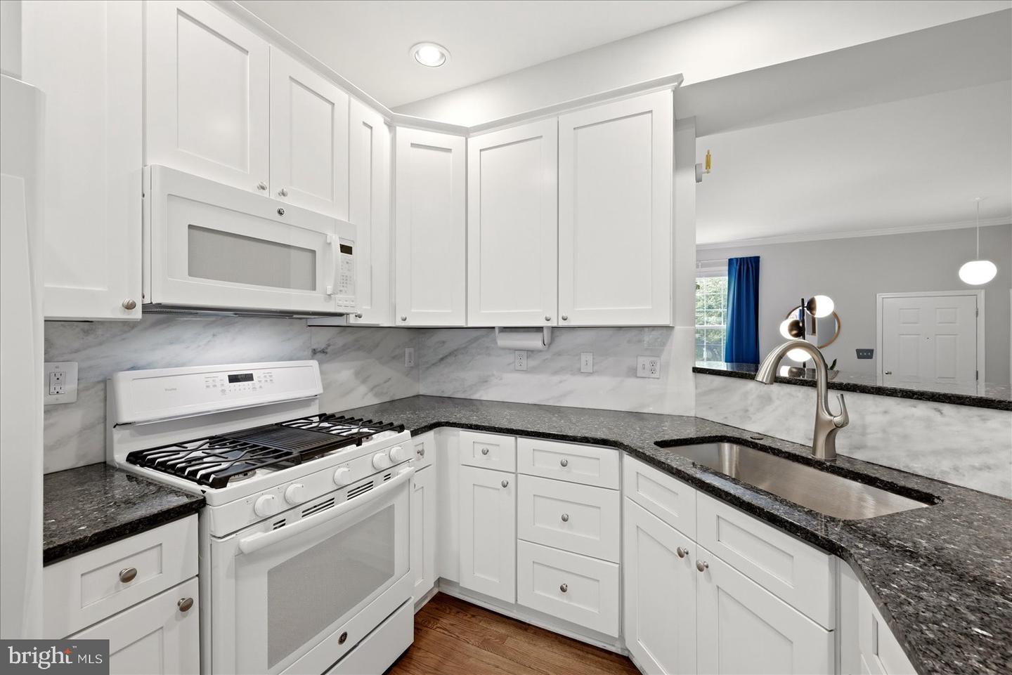 6389 Saint Timothys Ln Property Photo 12