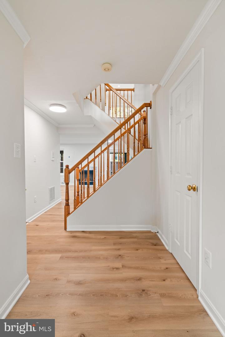 6510 Kelsey Point Cir Property Photo 4