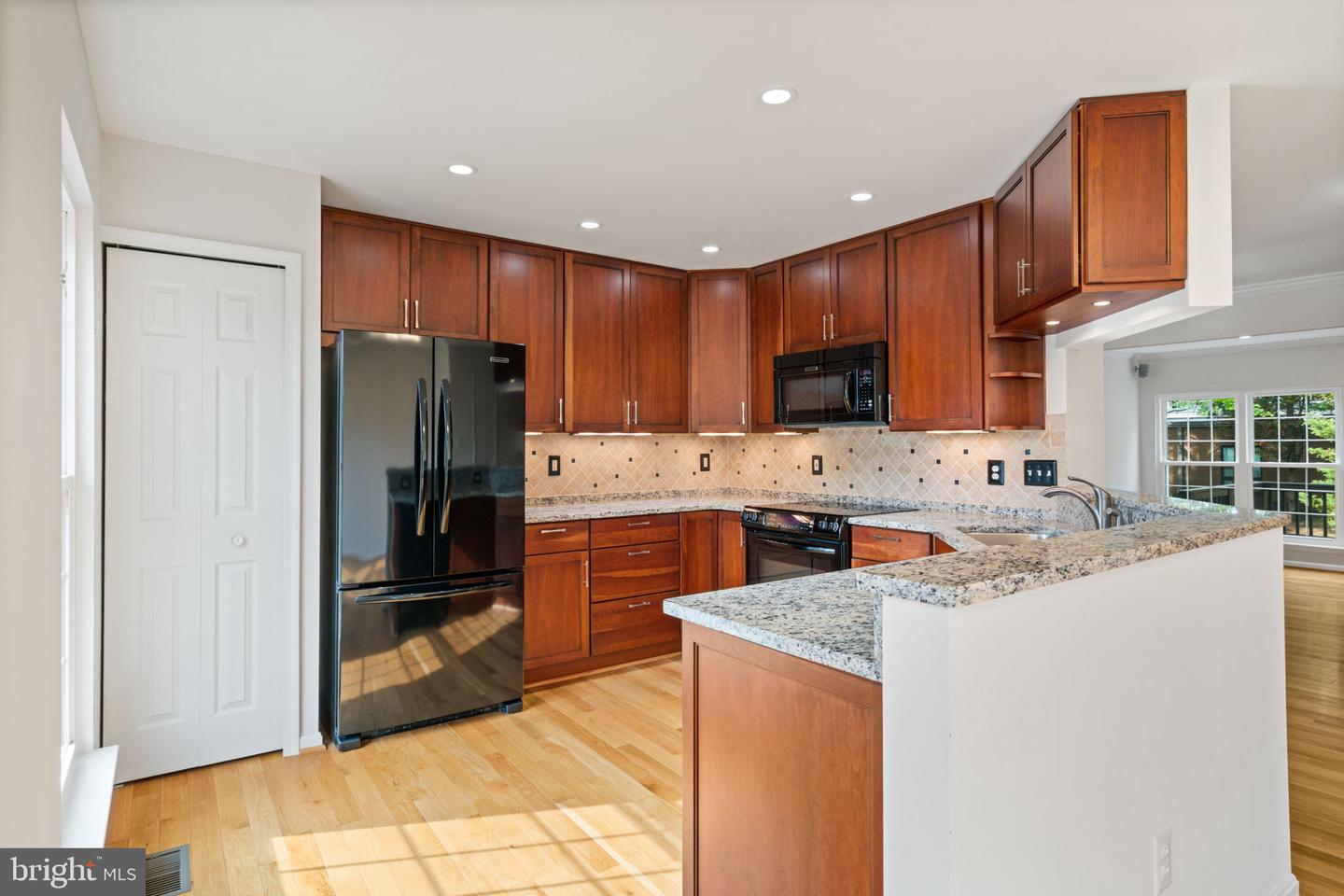 6510 Kelsey Point Cir Property Photo 13