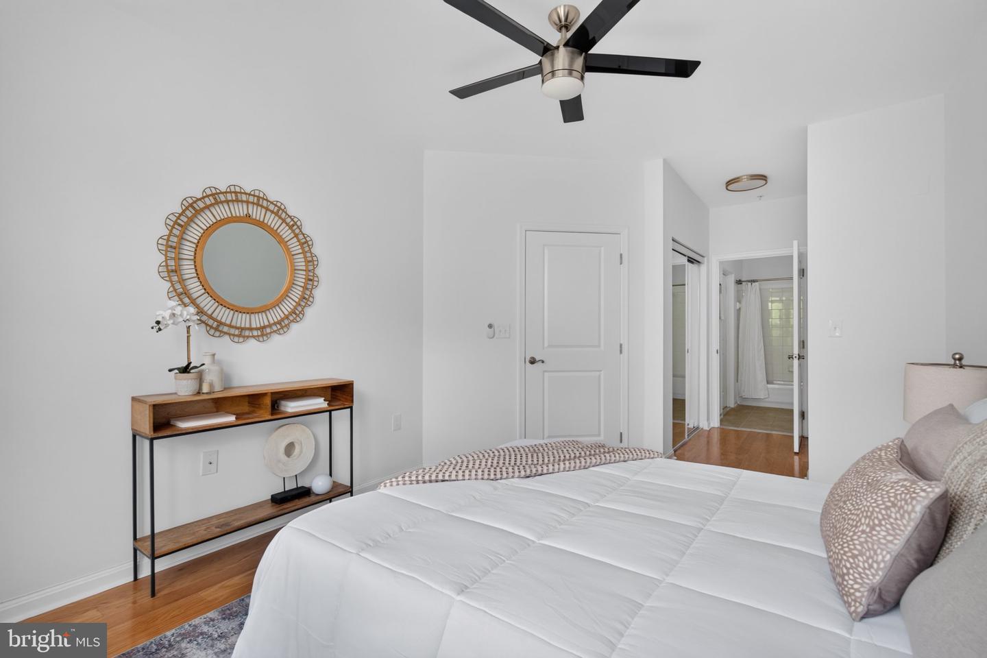 2665 Prosperity Ave #318 Property Photo 15