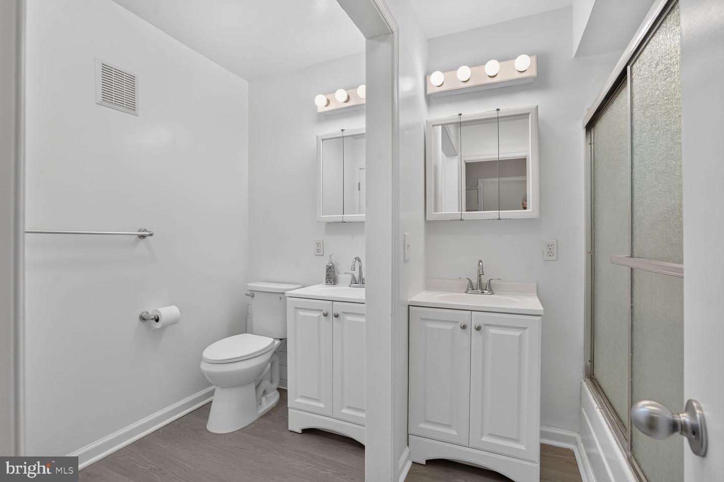 5905 Bayshire Rd #k Property Photo 11