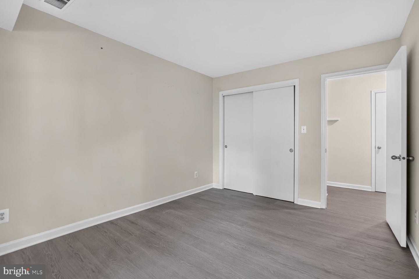 5905 Bayshire Rd #k Property Photo 16