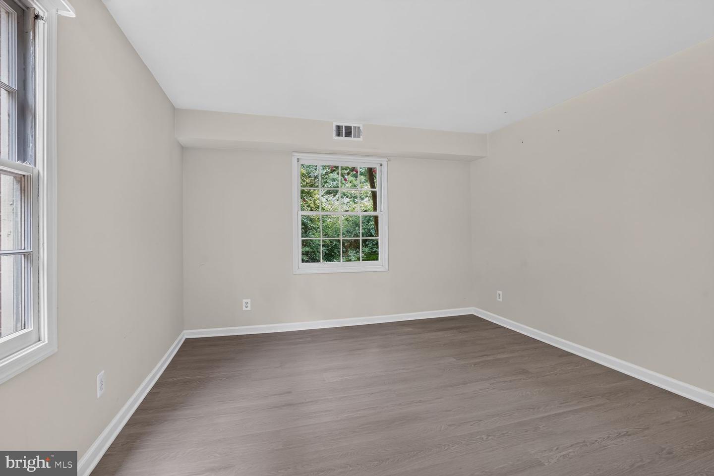 5905 Bayshire Rd #k Property Photo 19