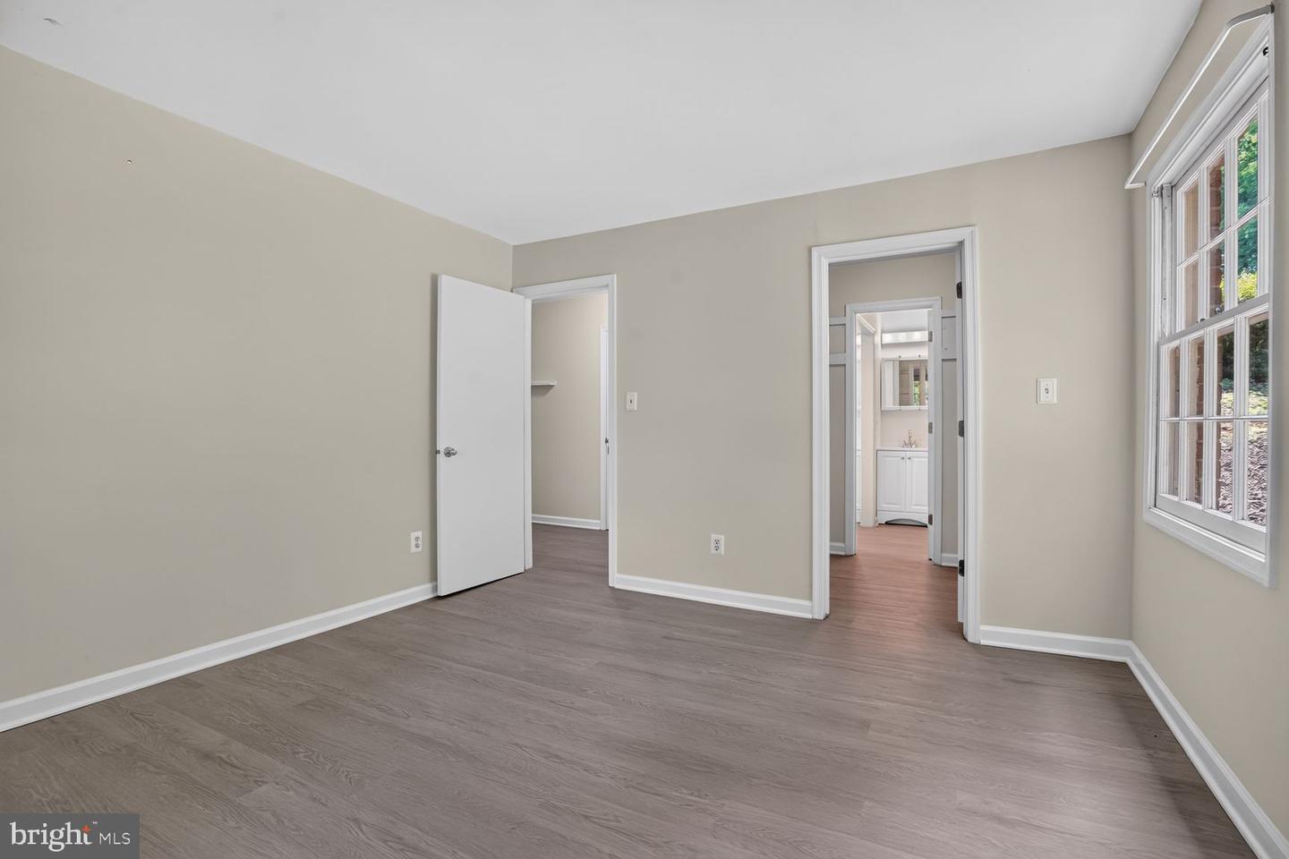 5905 Bayshire Rd #k Property Photo 20