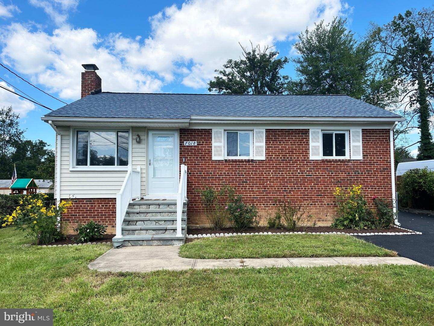 7018 Strathmore St Property Photo 1