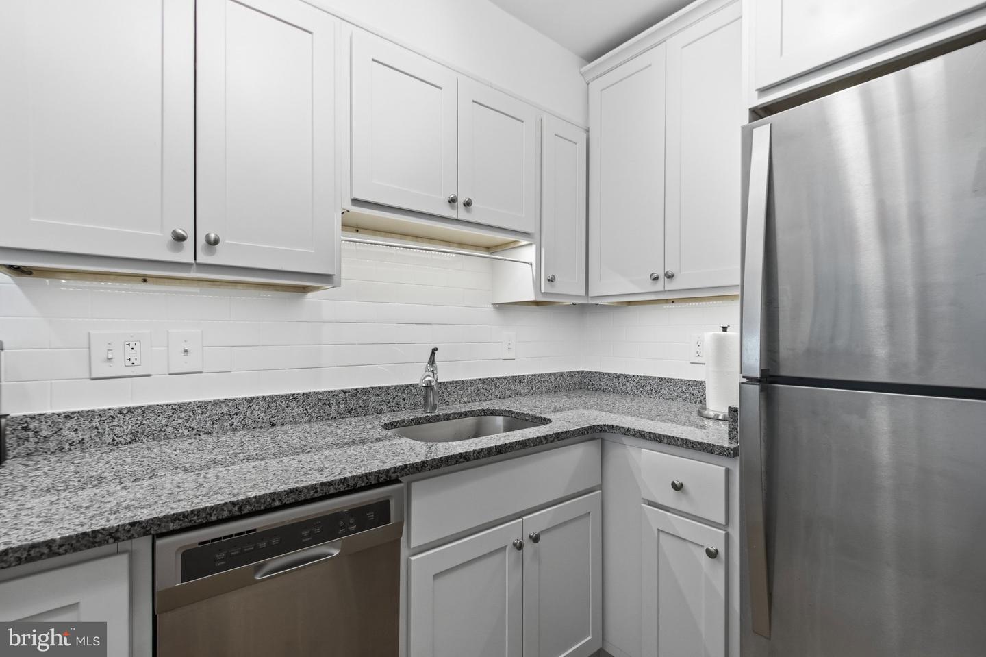 5904 Mount Eagle Dr #817 Property Photo 30