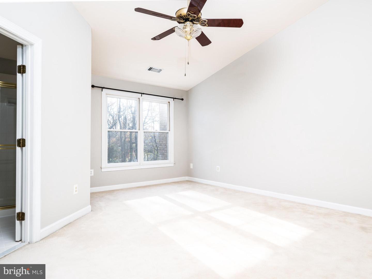 2155 Wolftrap Ct Property Photo 23